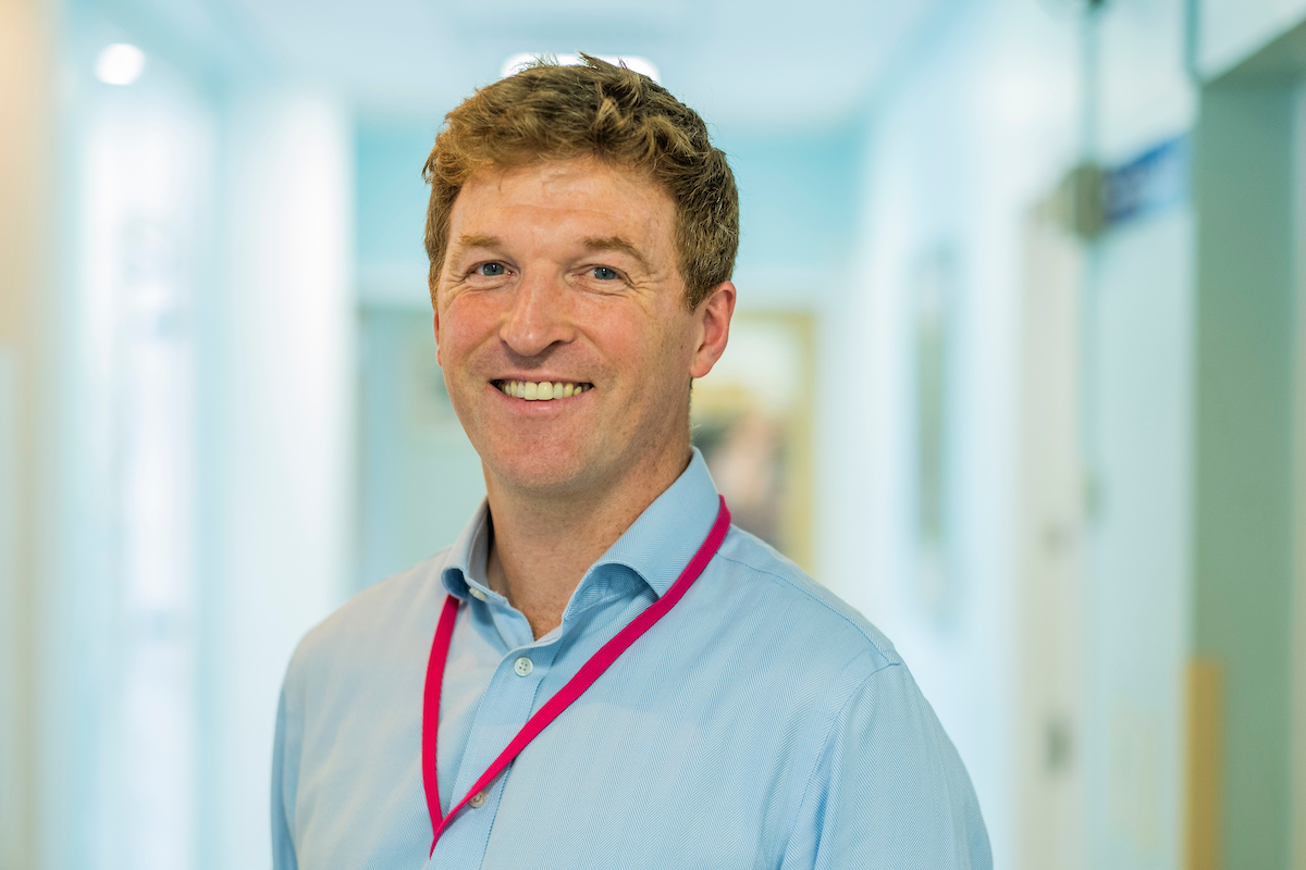 Dr Oliver Young